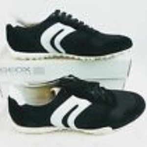 New in Box Geox Sneakers Leather Bk/W EUR 40 US 10